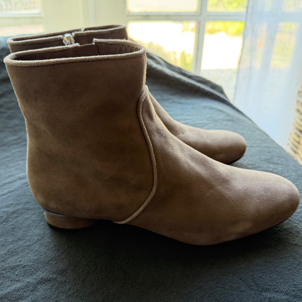 NEW! Karl Lagerfeld Suede Boots
